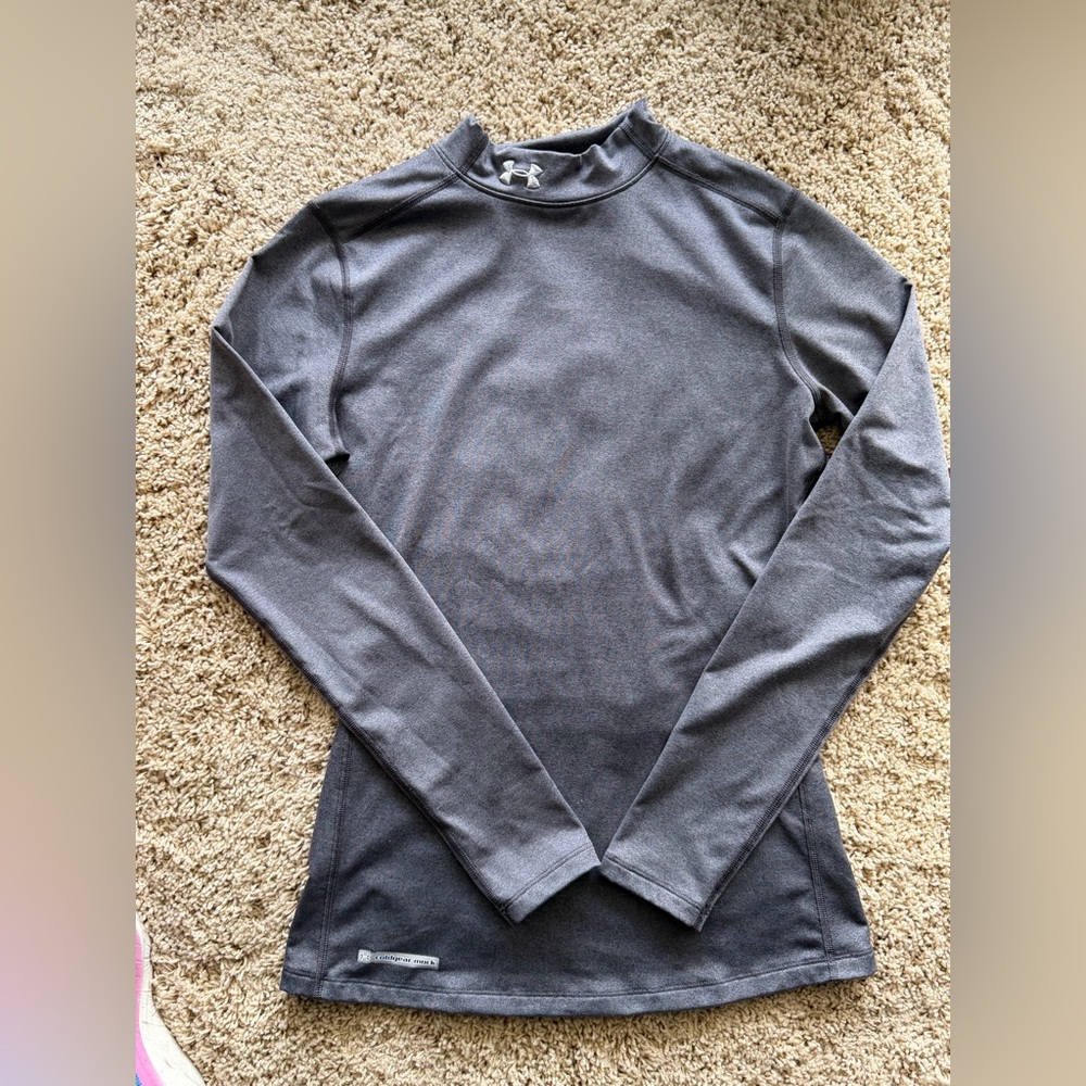 Under Armour cold gear mock gray turtleneck  size medium